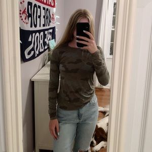 American Eagle Green Camo Longsleeve